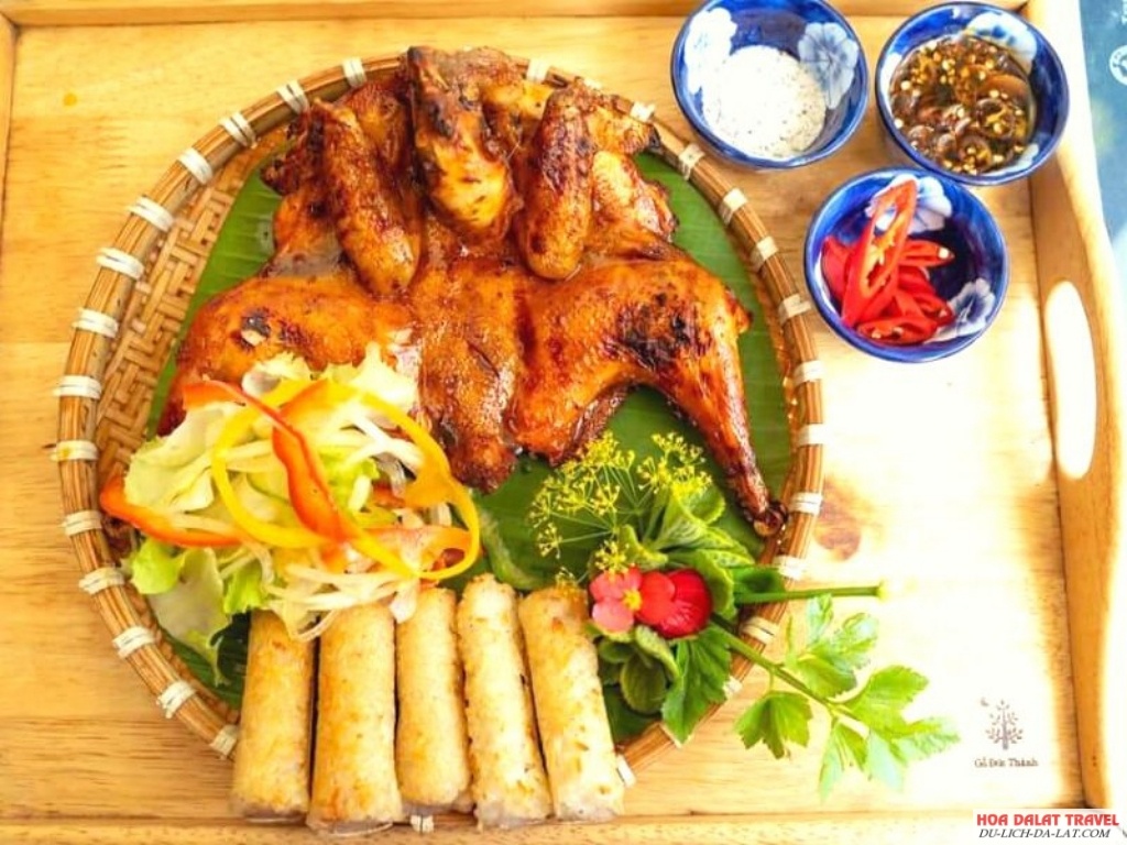 Gà Nướng Cơm Lam - Cơm Niêu Kim Gia