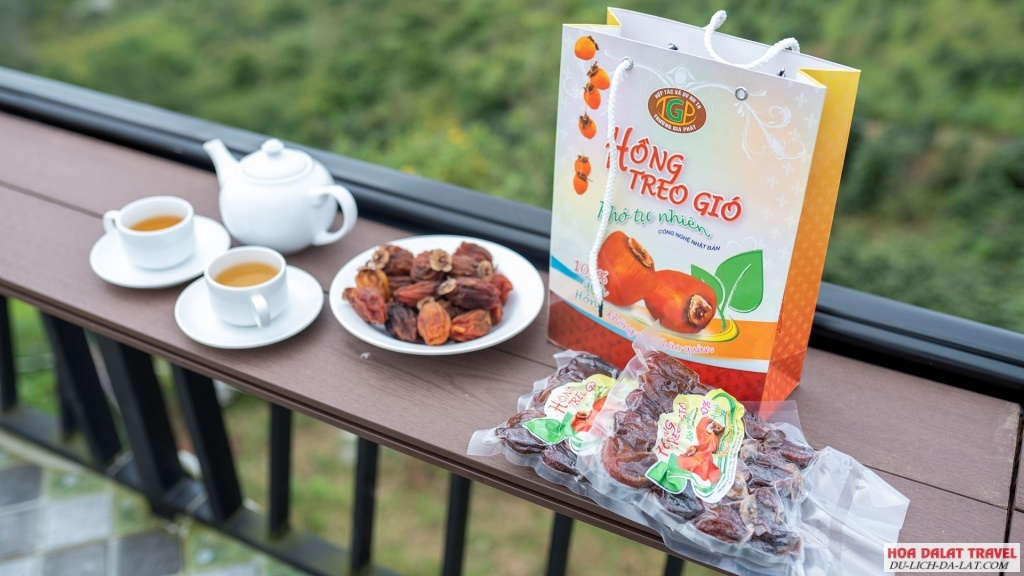 Hồng treo gió hợp tác xã Cầu Đất