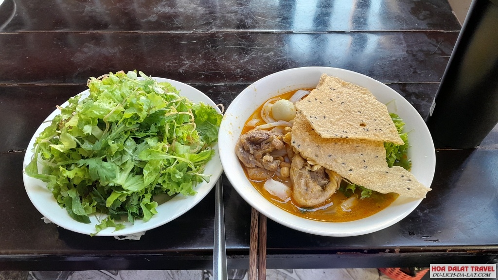Mì Quảng Võ Hằng Đà Lạt