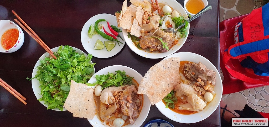 Mì Quảng Võ Hằng