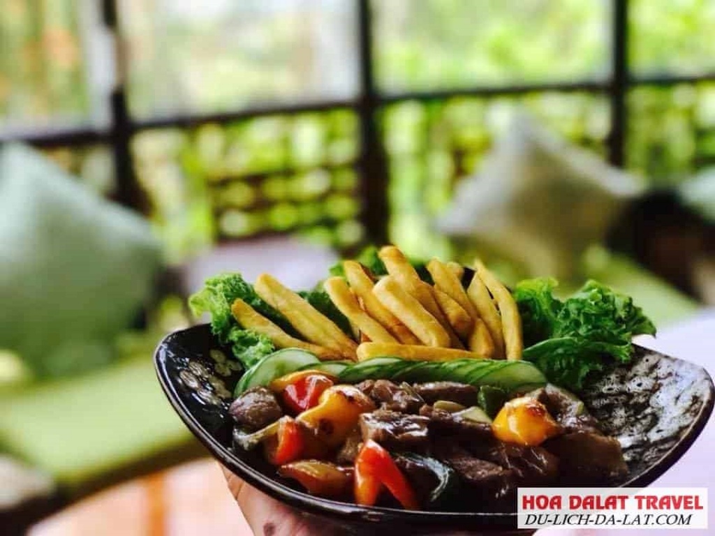 Món ngo nhà hàng Memory Đà Lạt