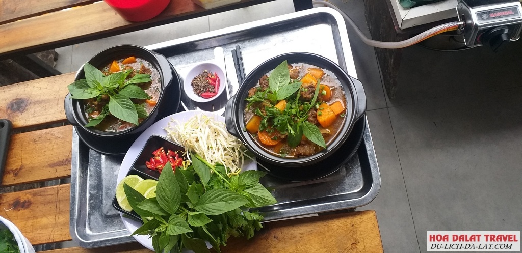 Món ngon Bánh Mì Chảo - Xíu Mại Chén - Bò Kho Tộ
