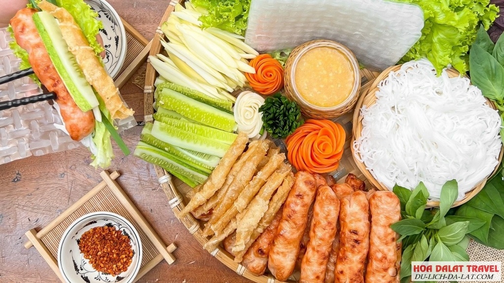 Nem nướng Đà Lạt ngon chuẩn vị
