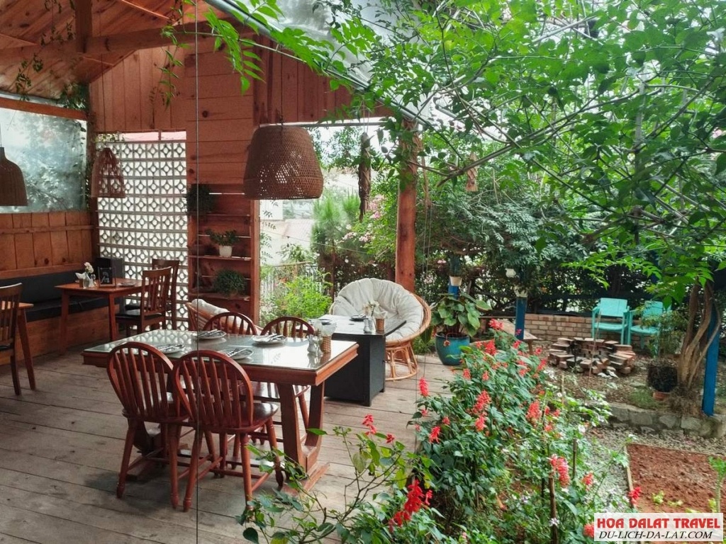 Nhà Gỗ - Wooden House