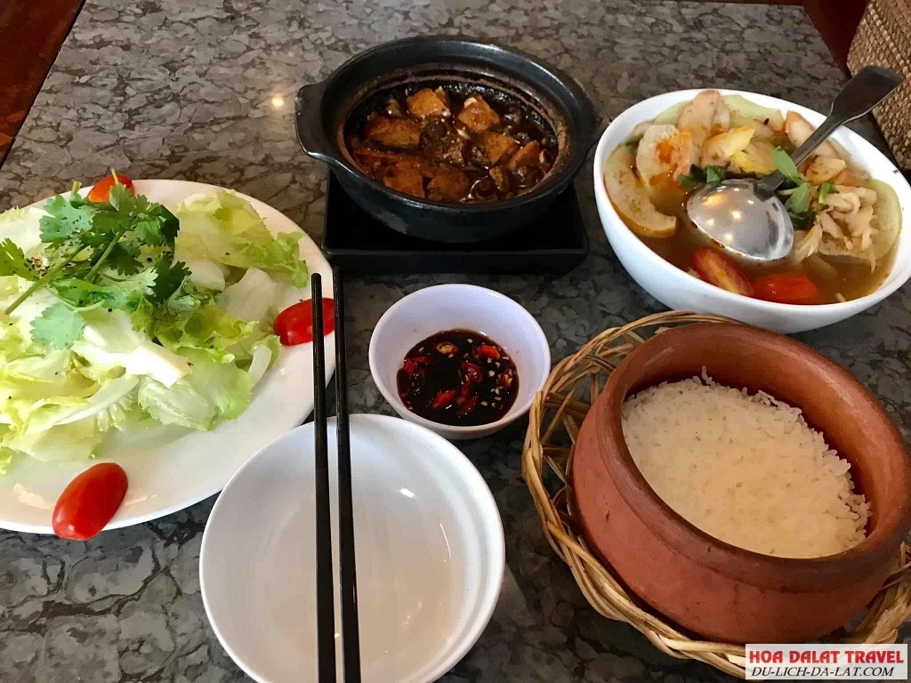 Nhà Hàng Chay Từ Hạnh Đà Lạt