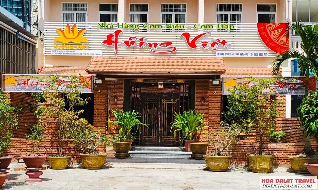 Nhà hàng Cơm Niêu Hương Việt