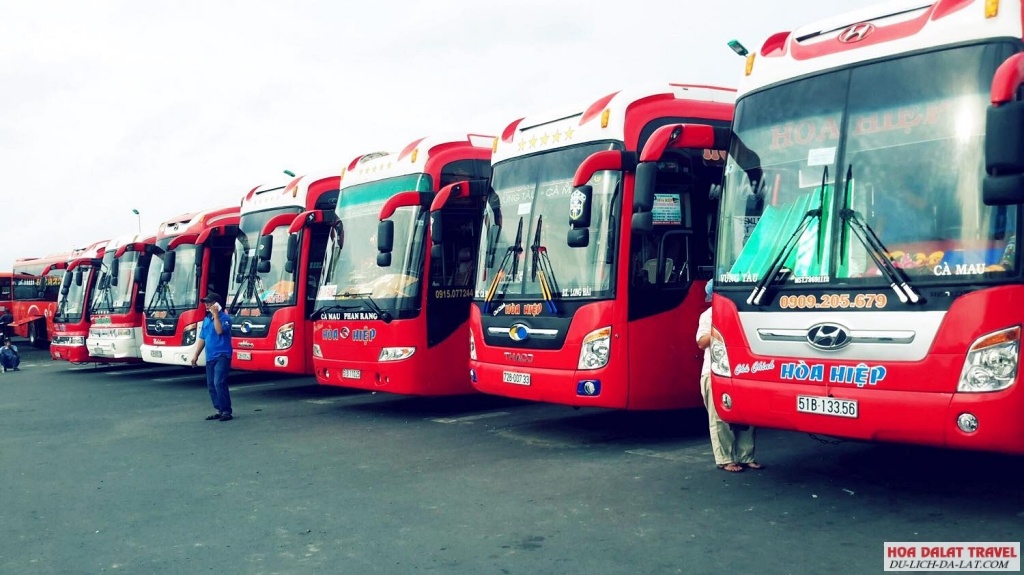 Nhà xe Hòa Hiệp