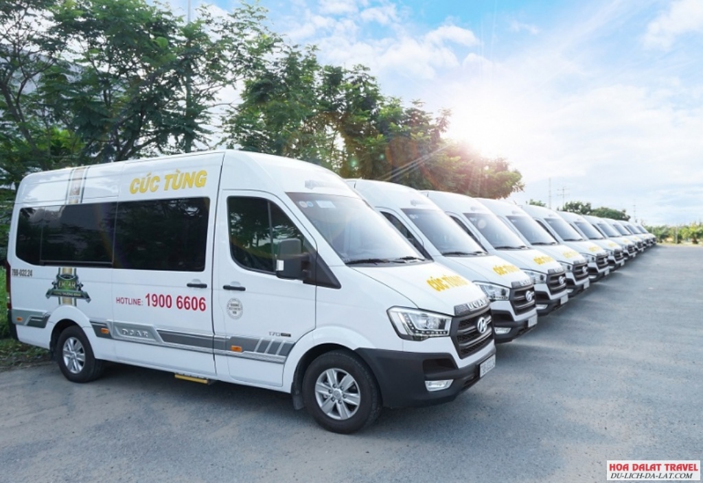 Nhà xe Limousine Cúc Tùng