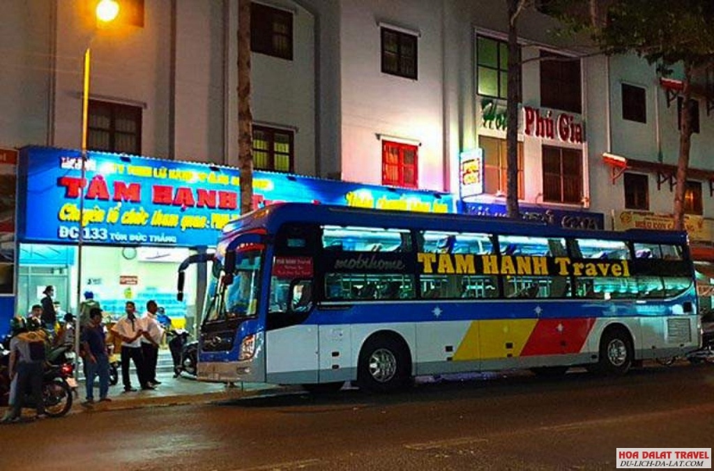 Nhà xe Tâm Hạnh