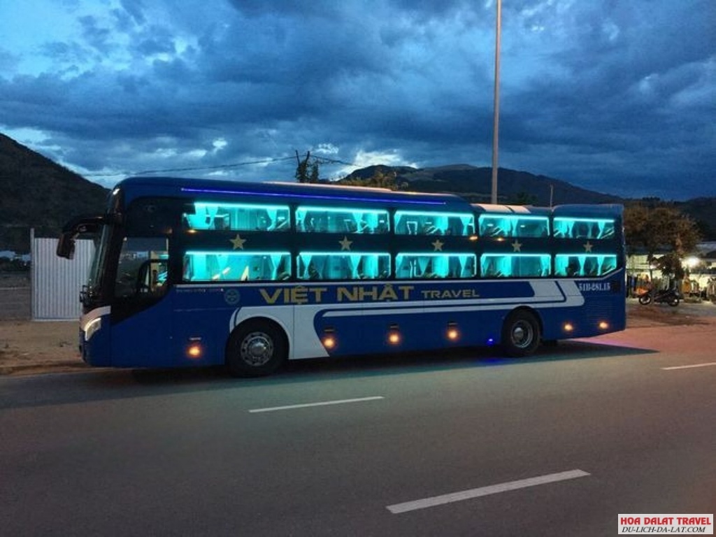 Nhà xe Việt Nhật