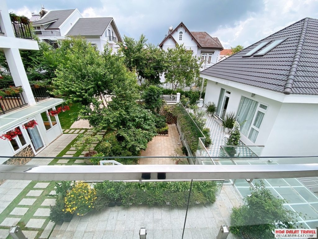 Pine Villa