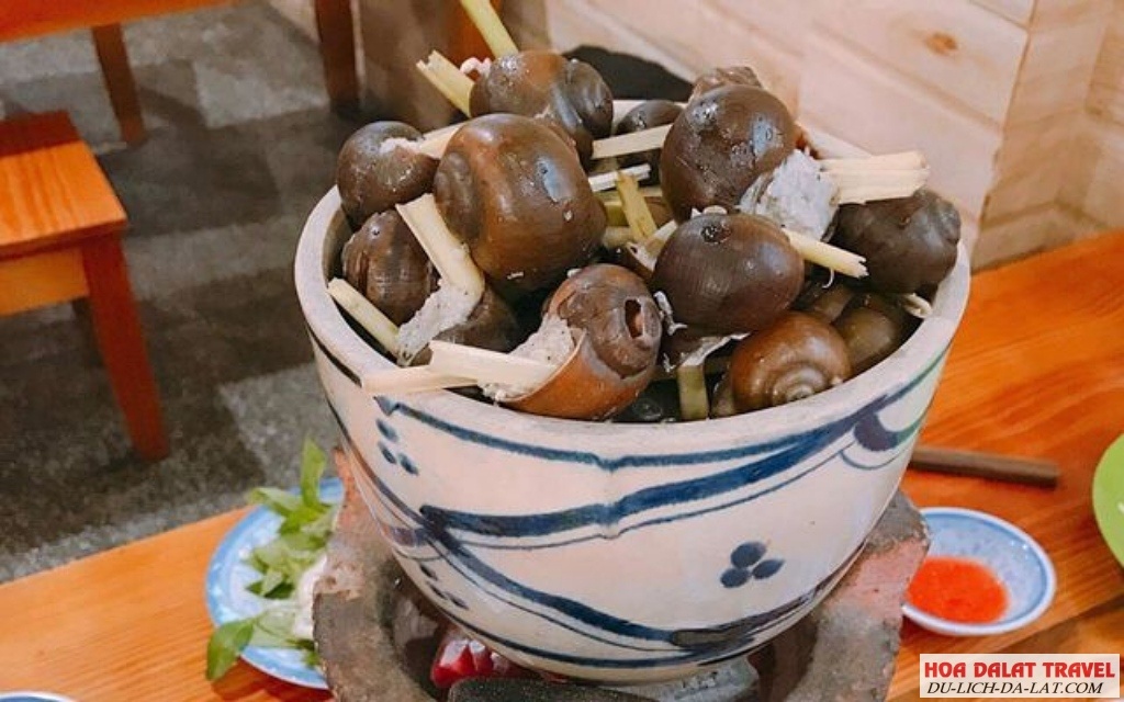 Quán ốc nhồi thịt Đà Lạt C1
