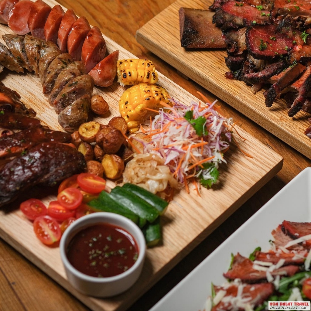 Review Barn House BBQ and Beer
