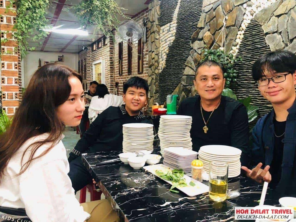 Review Món bánh ướt chồng ở Đà Lạt