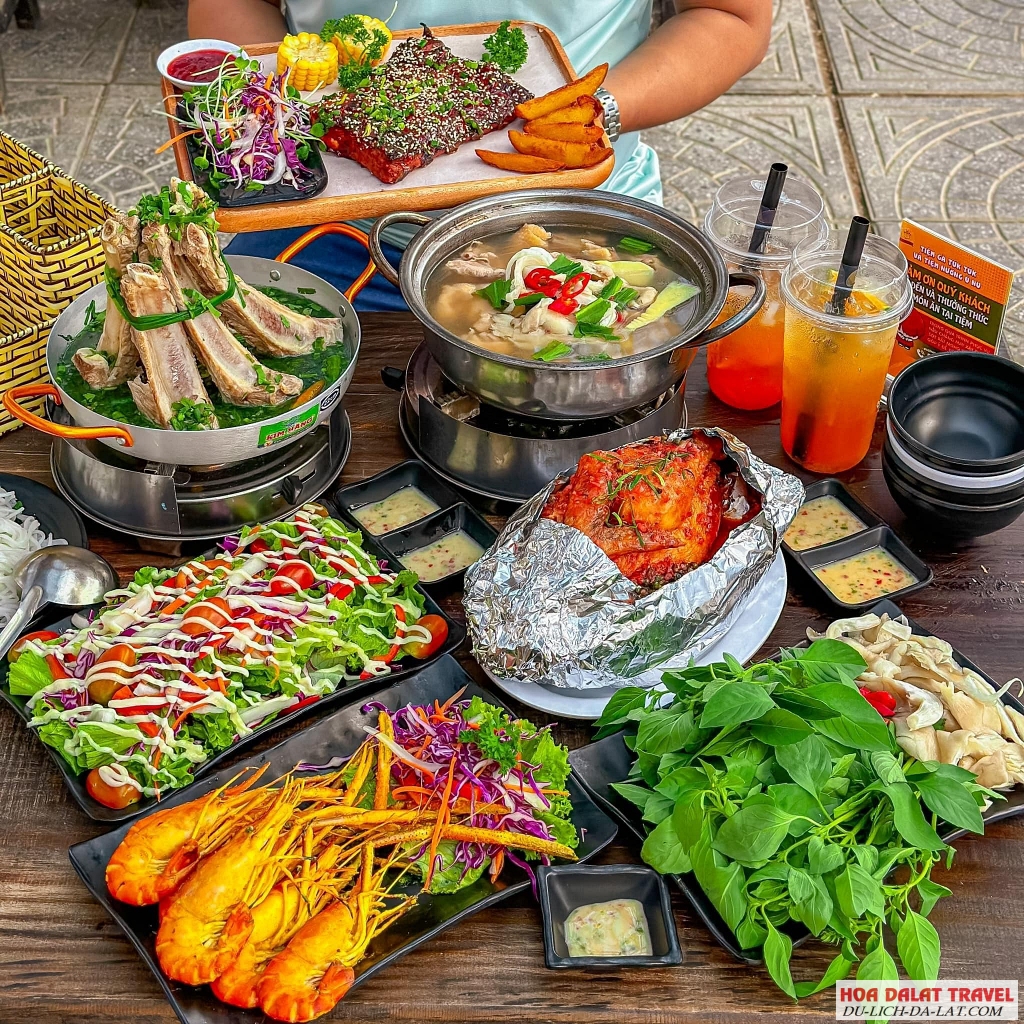 Review Tiệm Gà Túk Túk