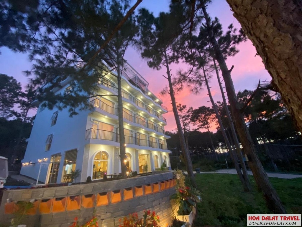 Romeo & Juliet Dalat Resort