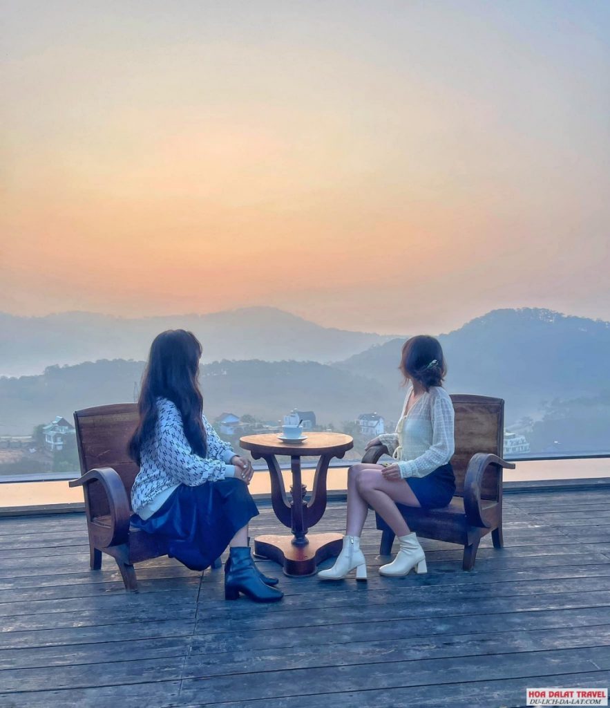 Tiệm cà phê Bình Minh Ơi Đà Lạt