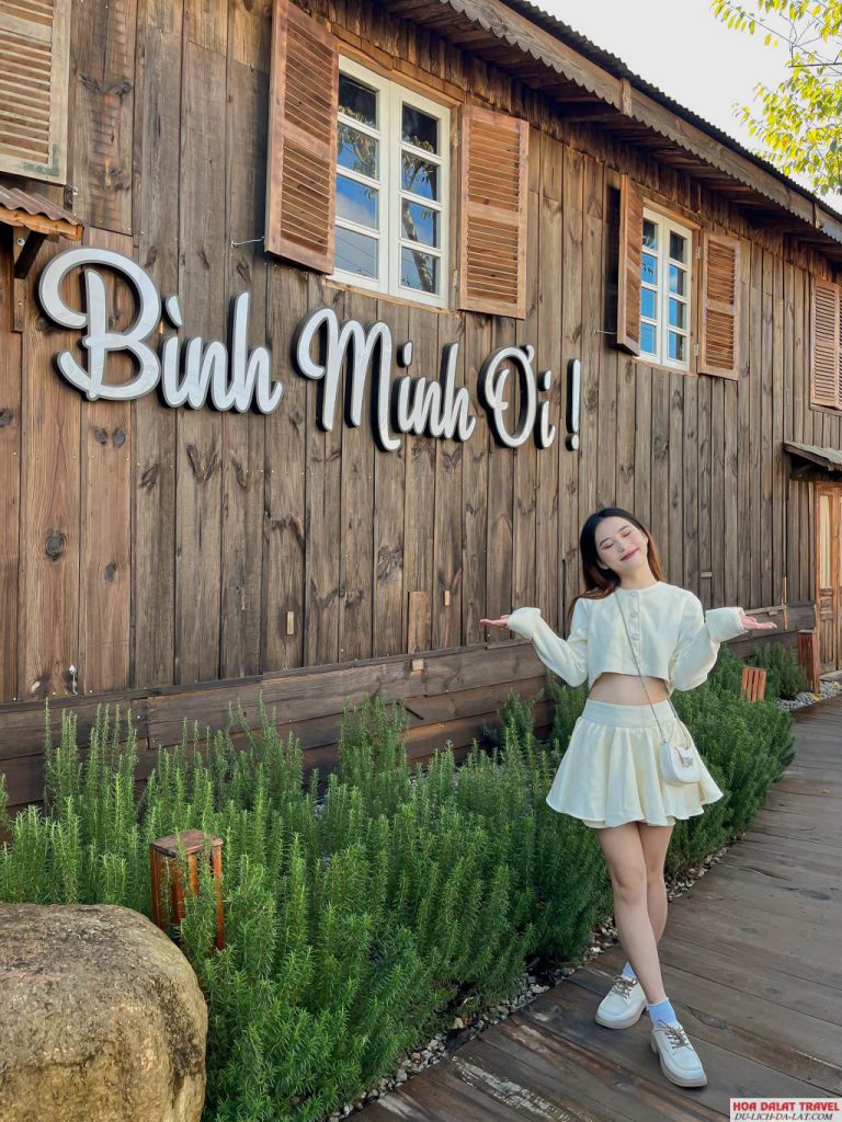 Tiệm cafe Bình Minh Ơi Đà Lạt
