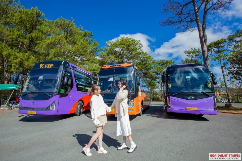 Xe Nguyễn Kim Limousine