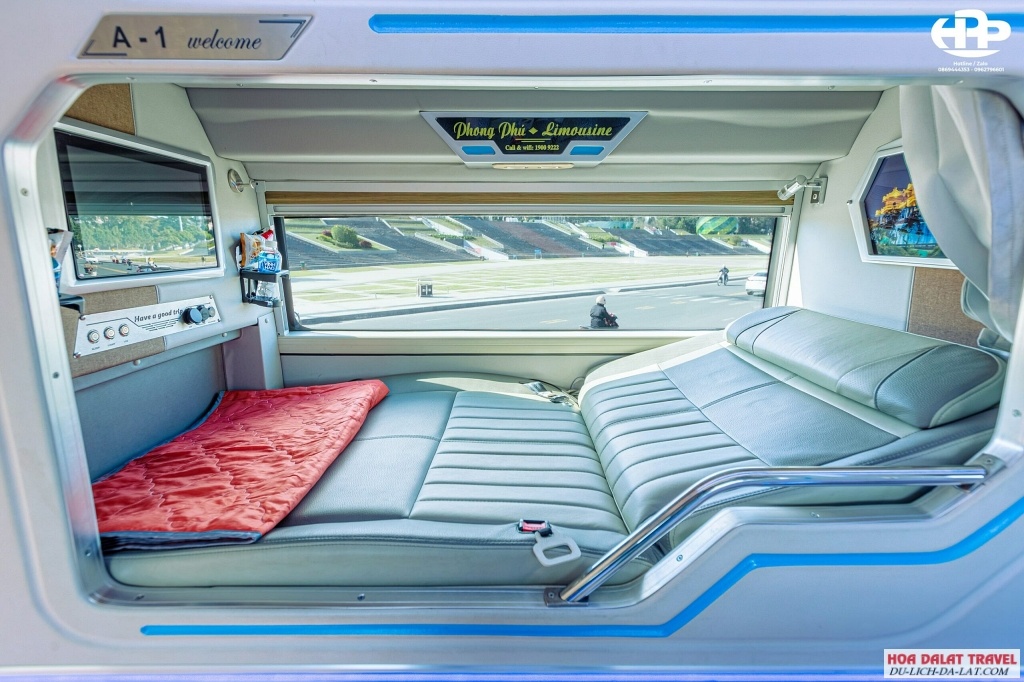 Xe khách Phong Phú Limousine