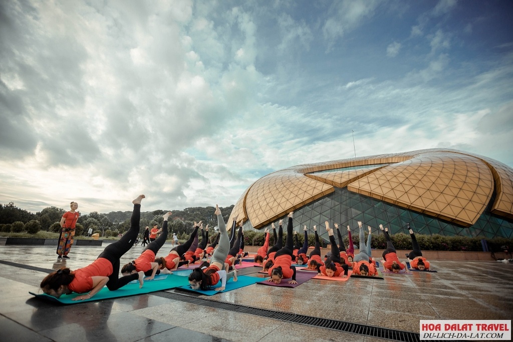 Yoga Quảng trường Lâm Viên