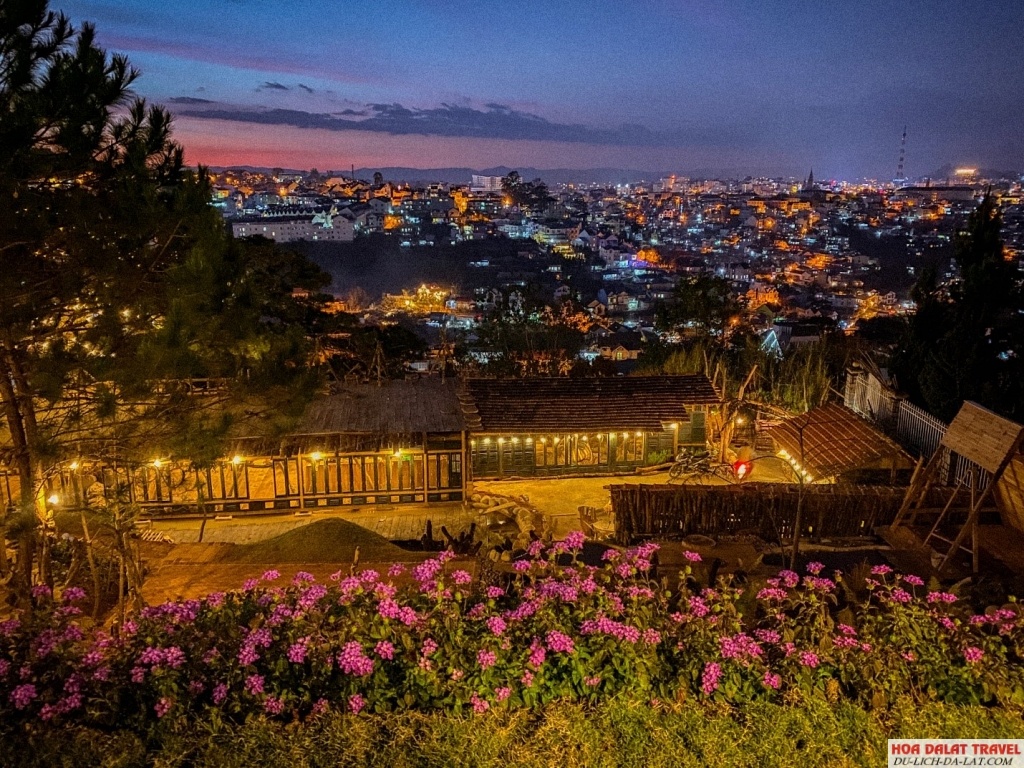 Ami Garden Đà Lạt về đêm