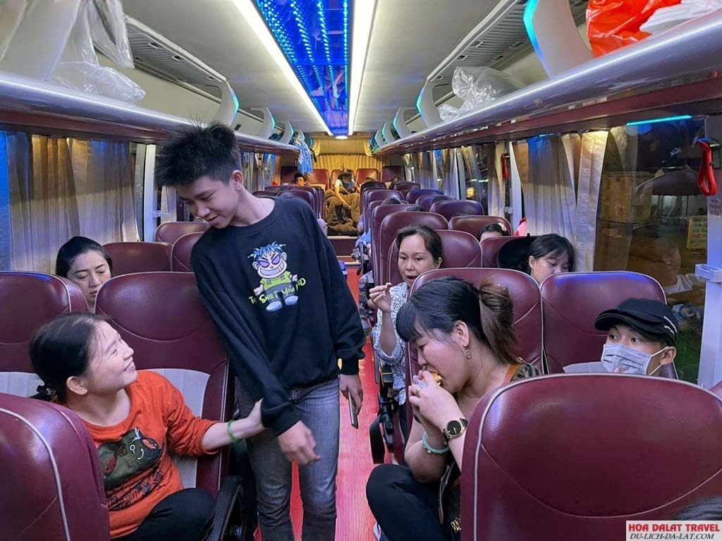 Các lưu ý quan trọng khi thuê xe 45 chỗ Đà Lạt