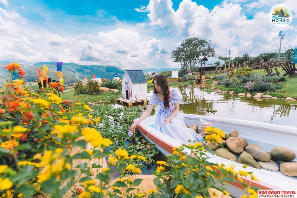 Check in Mongo Land - Dalat