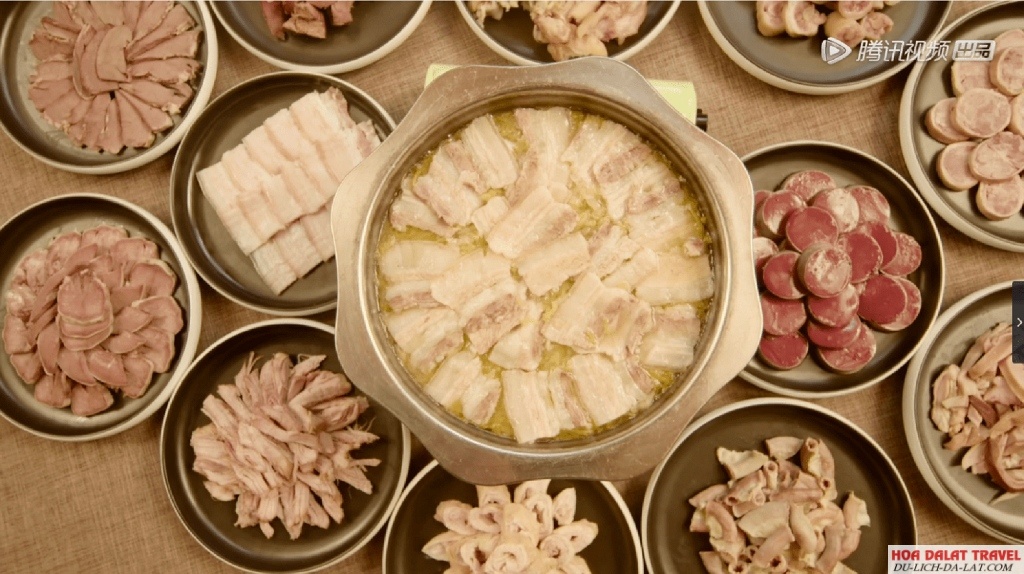 Lẩu thịt trắng dưa cải