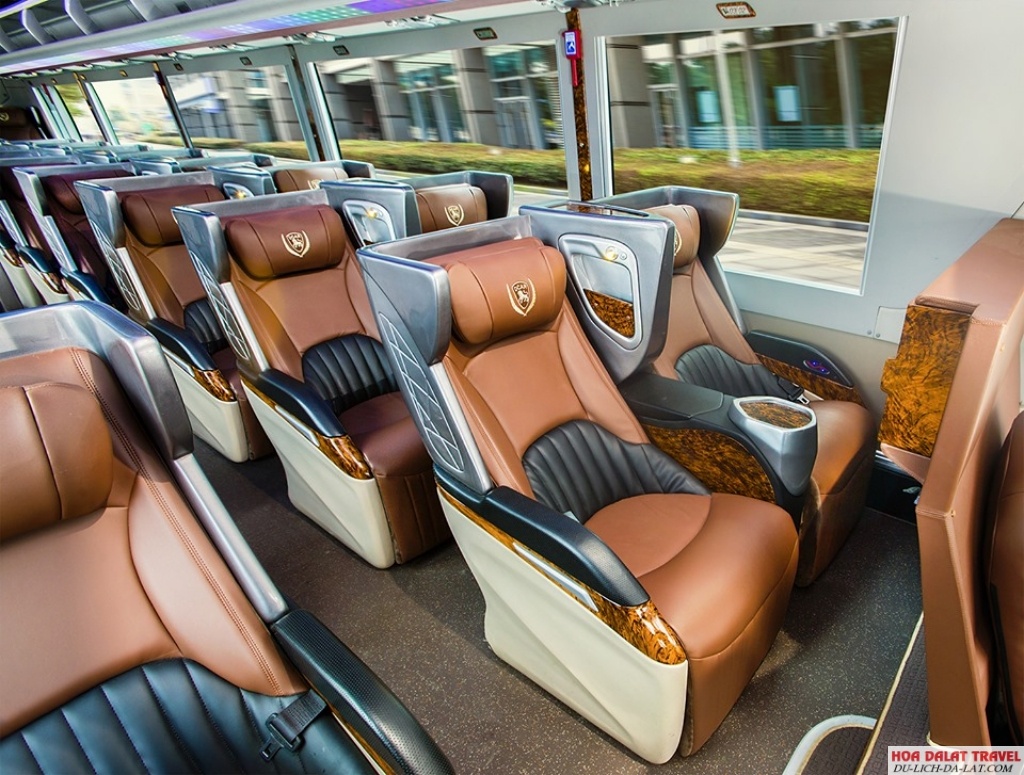 Limousine Dcar 29 chỗ