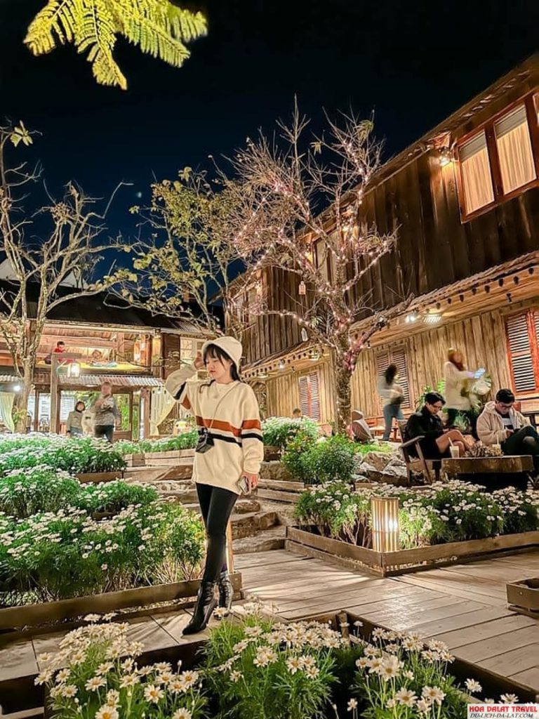 Tiệm cà phê Bình Minh Ơi
