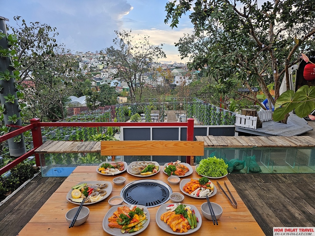 Torri Farm - Mô hình nhà hàng kết hợp rau khí canh đầu tiên của VN