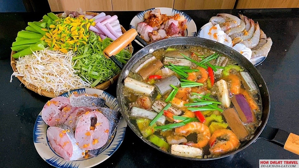 món lẩu mắm