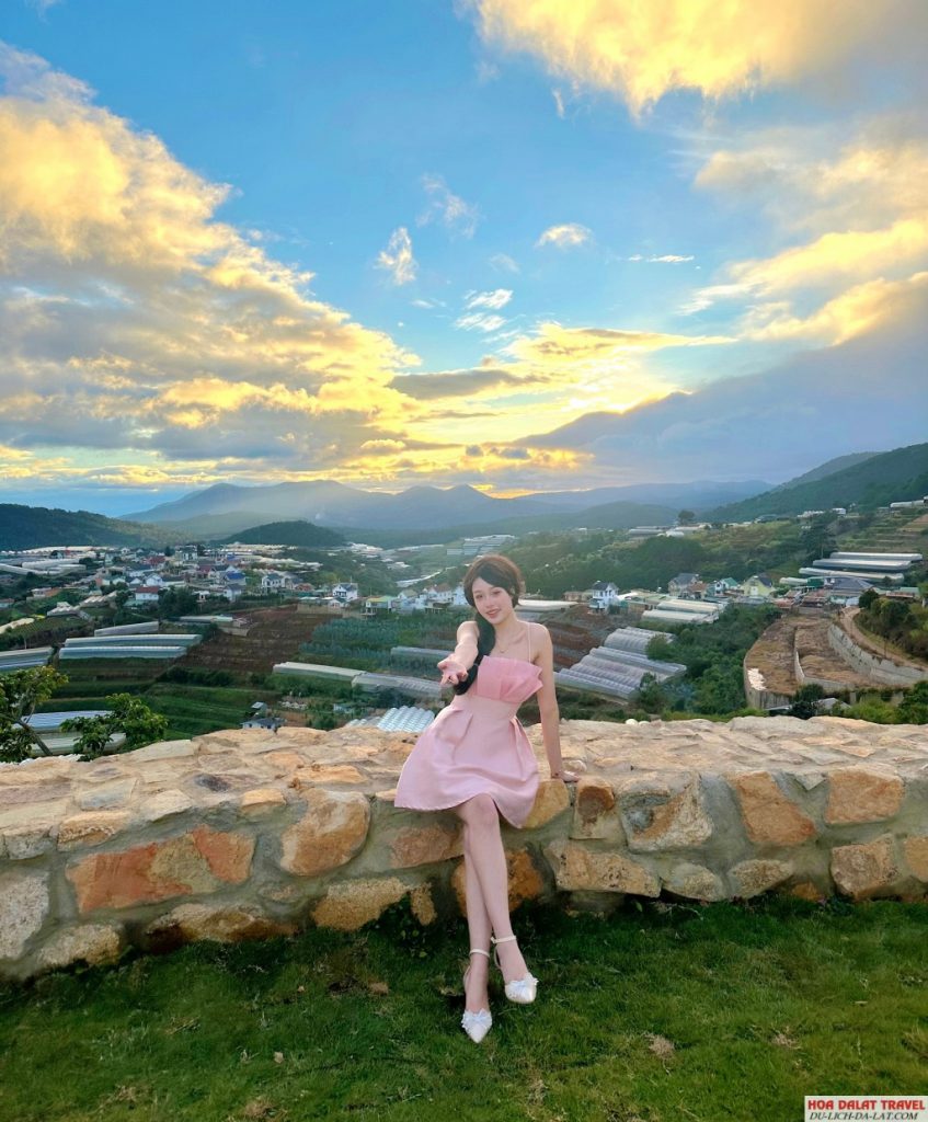 Chuyện Của Nắng có view ngắm thành phố tuyệt đẹp