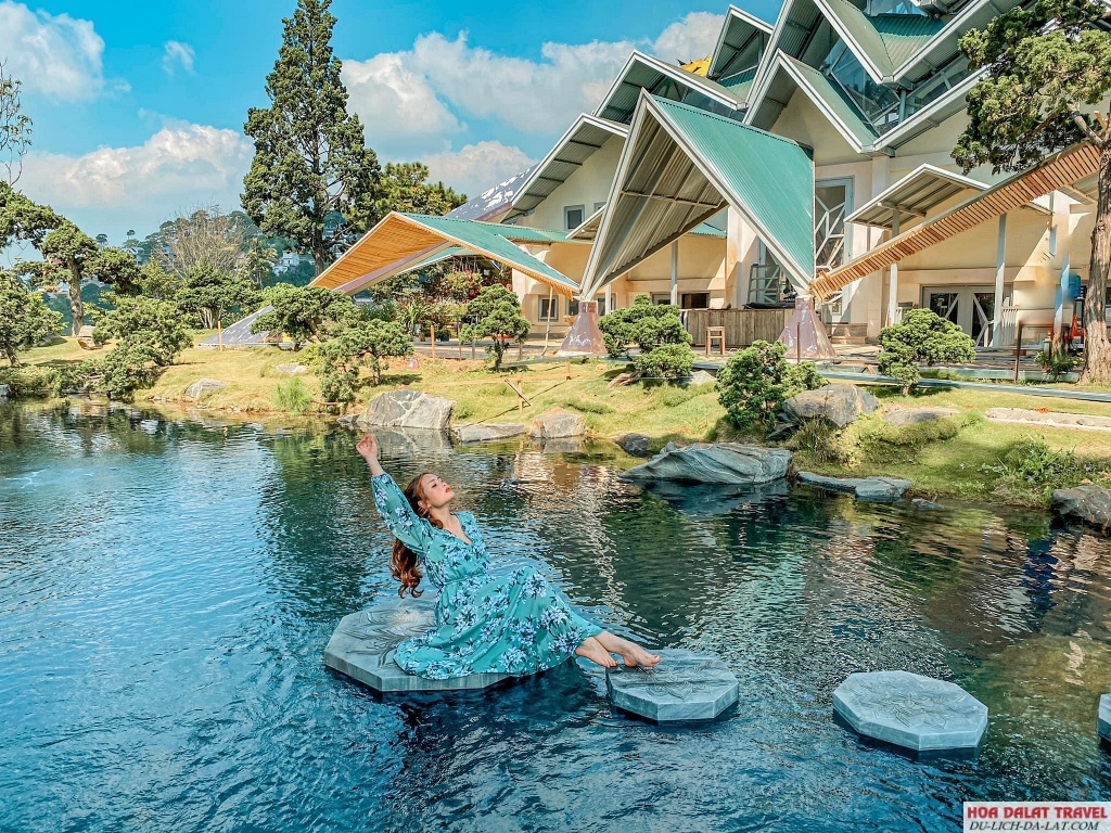 Khu Du Lịch Lá Phong Đà Lạt