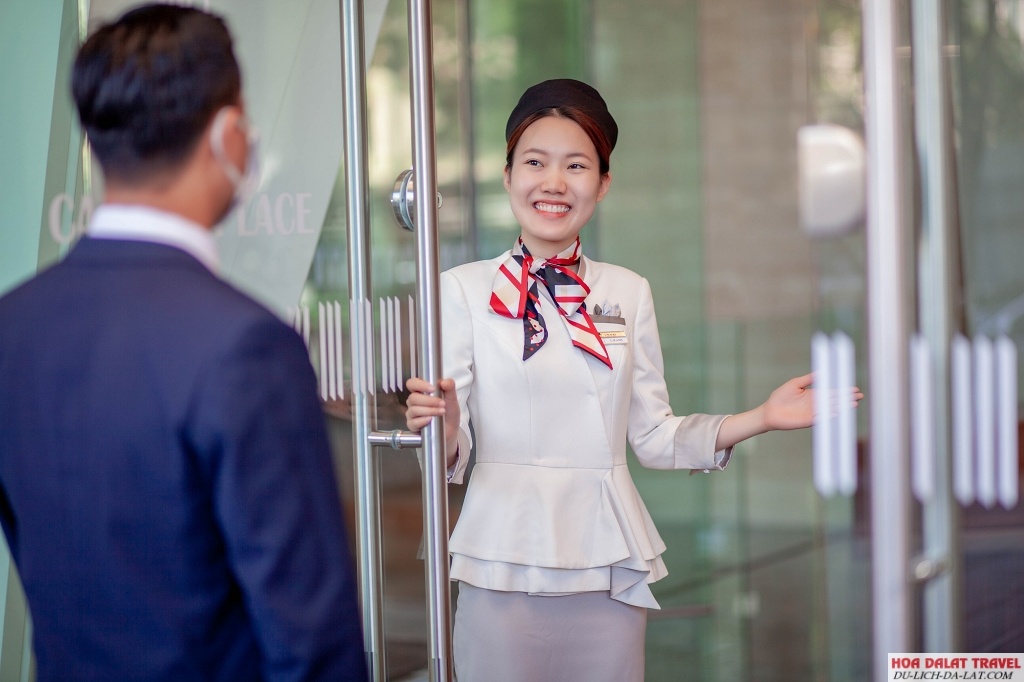 Luôn ghi nhận và lắng nghe khách hàng
