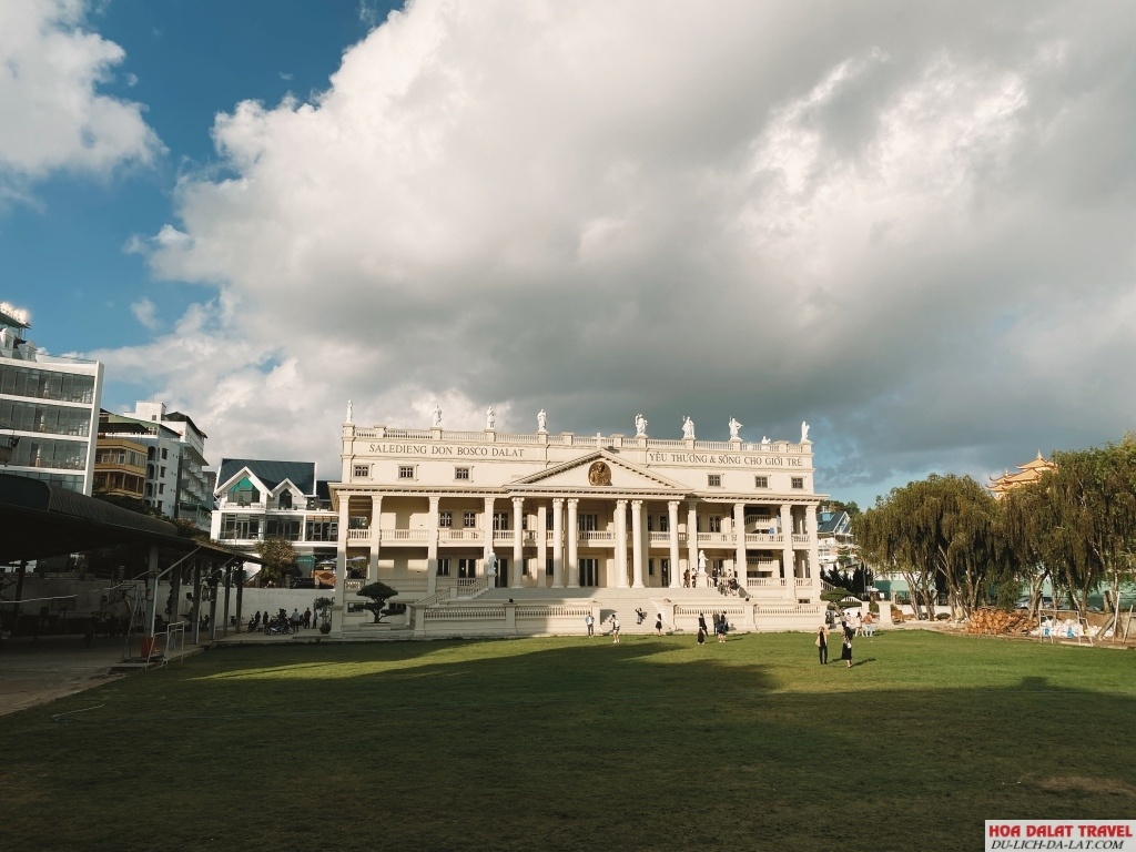 Nhà Thờ Salêdiêng Don Bosco