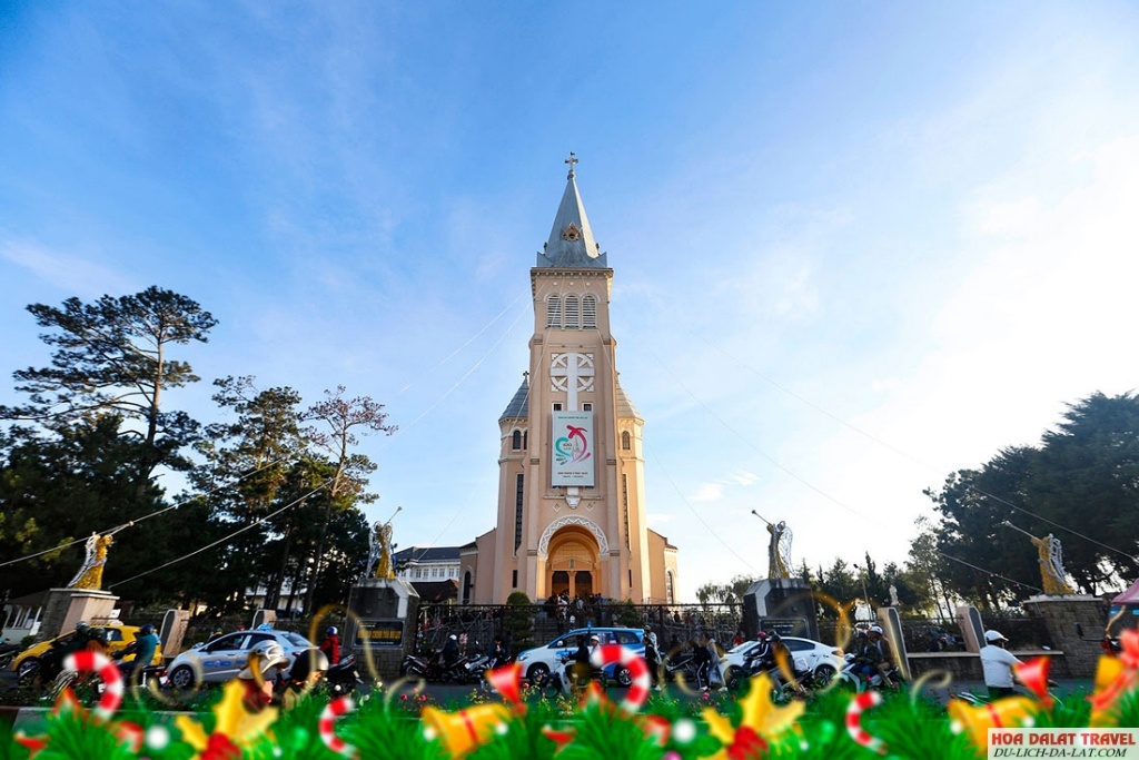Nhà thờ Chính Tòa Đà Lạt