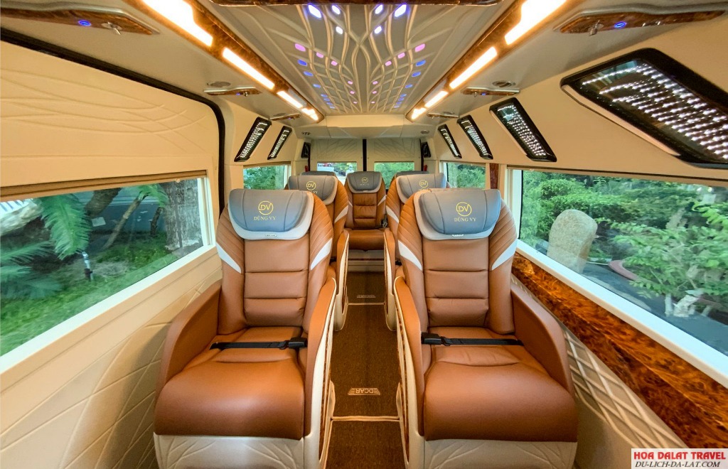 Xe limousine có giá cao hơn các loại xe khách khác