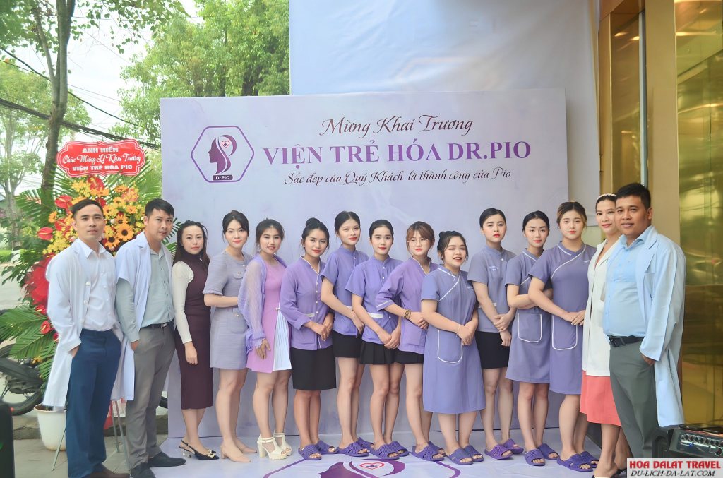 Đội ngũ bác sĩ nhân viên chuyên nghiệp viện thẩm mỹ PIO