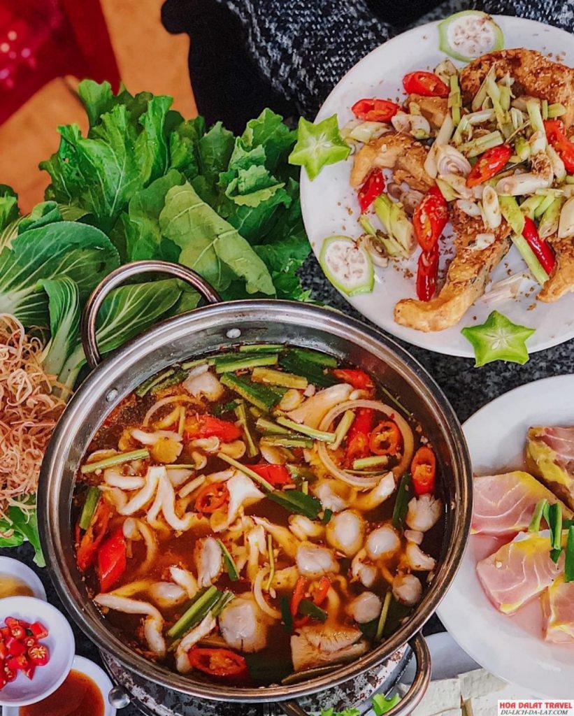 Món lẩu cá tầm Ngư Sơn