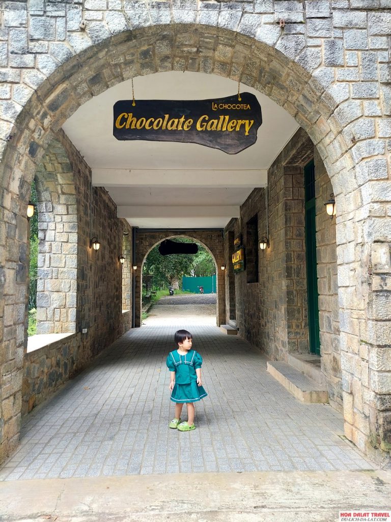 lưu ý cần nhớ khi tham quan Lâu Đài Chocolate