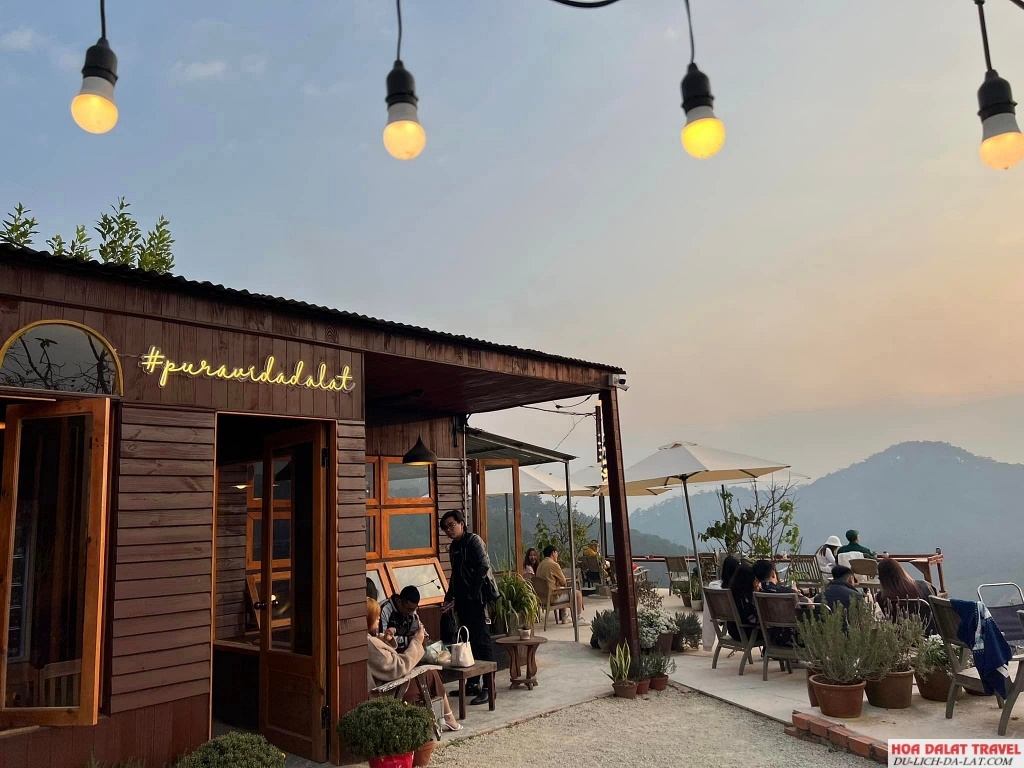 quán cafe cuộc sống tươi đẹp