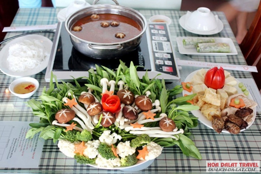Lẩu rau Từ Hạnh Đà Lạt