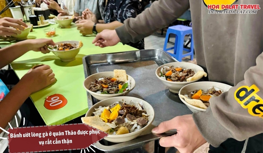 review bánh ướt lòng gà đà lạt