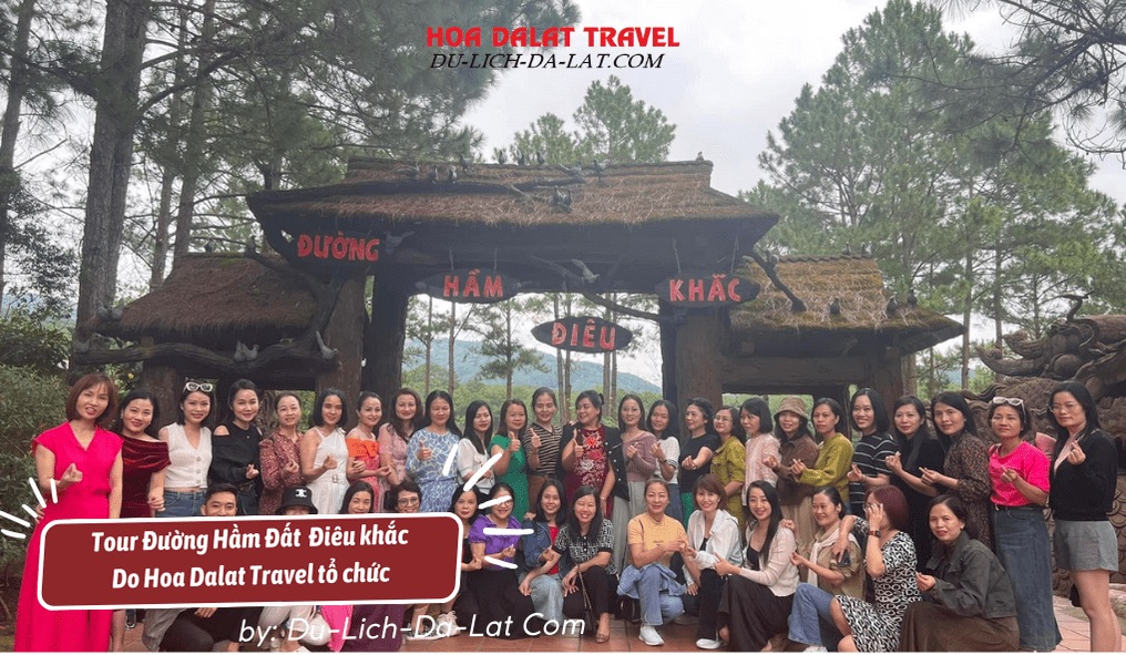 hình ảnh du khách tham gia tour đường hầm đất sét của Hoa Dalat Travel