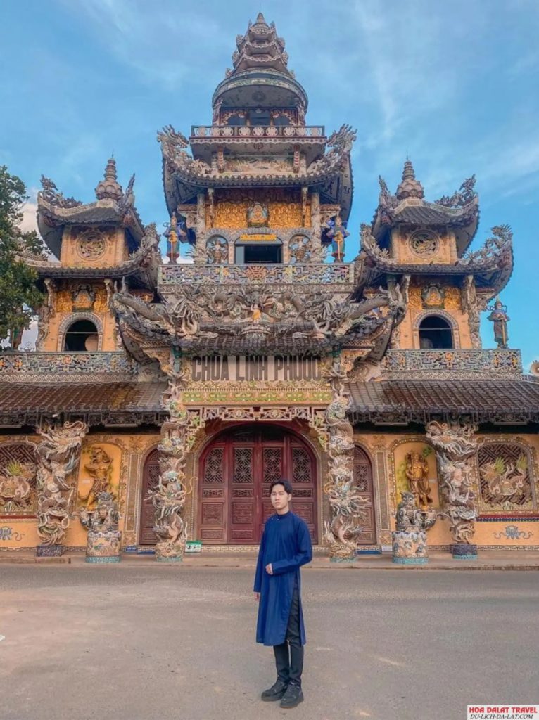 Tôn trọng văn hóa địa phương và giữ gìn môi trường trong cách ăn mặc