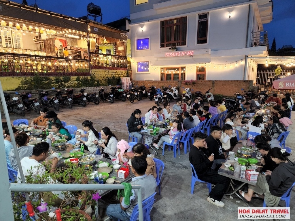 Quán lẩu gà lá é Tao Ngộ đường 3/4