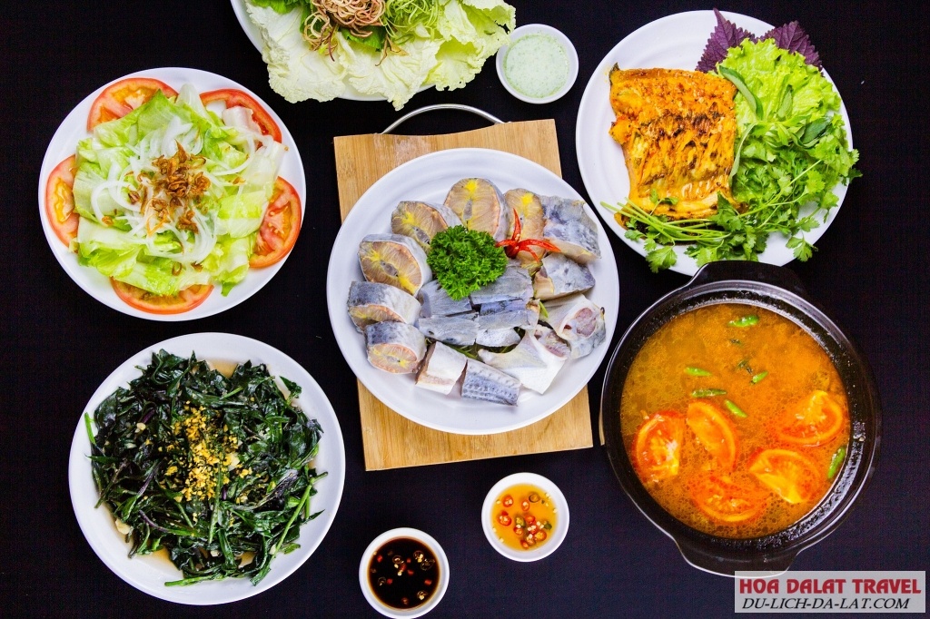 Hải sản Bích Câu tươi sống được chế biến theo nhiều phong cách khác nhau