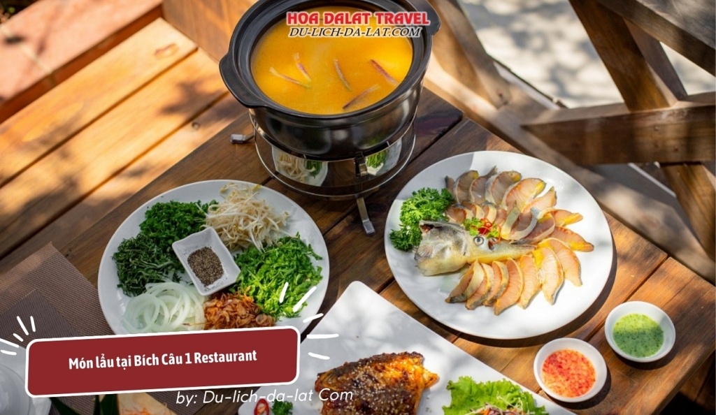 Món lẩu cá tầm của Bích Câu 1 Restaurant